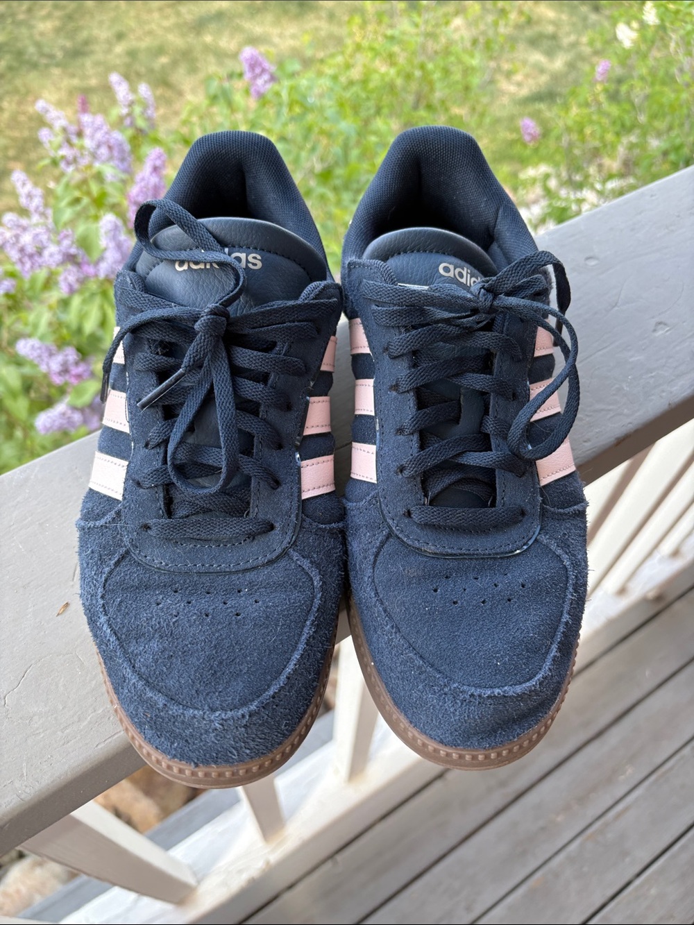 adidas breaknet sleek Navy Suede Sneakers with Light Pink Stripes size 8
